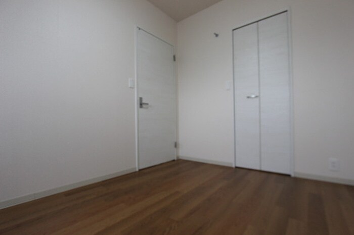 物件内観写真5　(居室)