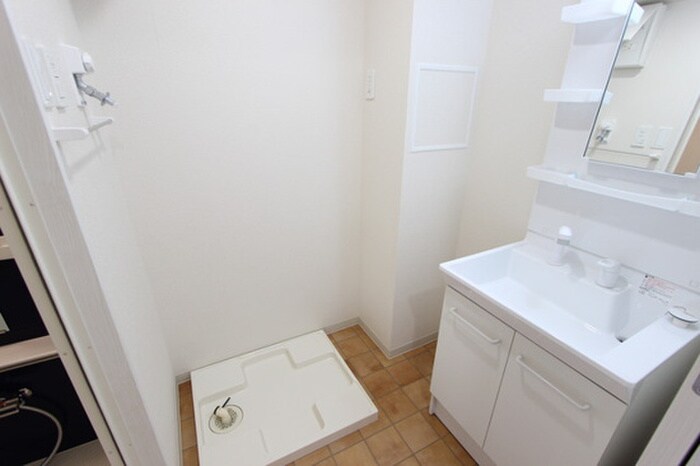 物件内観写真8　(洗面)