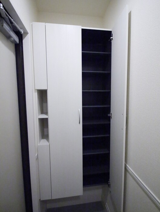 物件内観写真18　(靴箱)