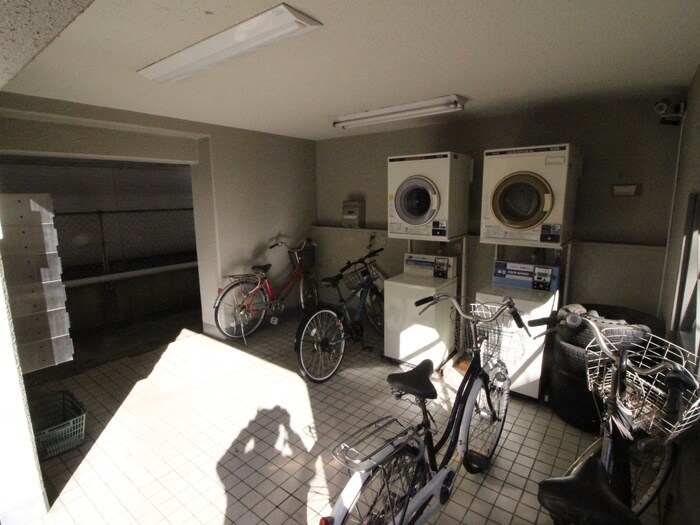 物件外観写真3　(建物設備)