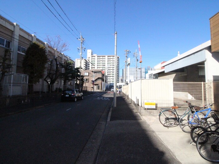 物件外観写真6　(周辺環境)