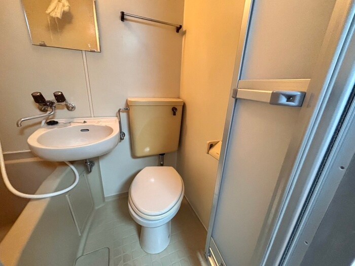 物件内観写真11　(トイレ)