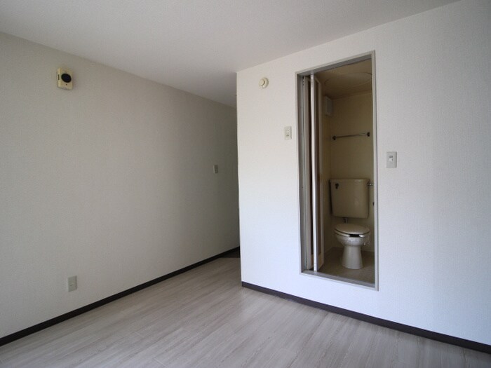 物件内観写真14　(居室)