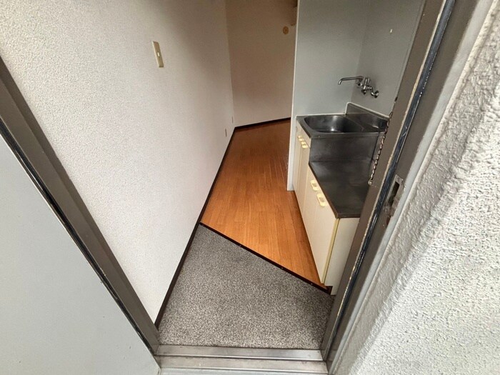 物件内観写真22　(玄関)