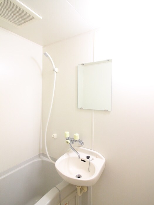 物件内観写真11　(洗面)