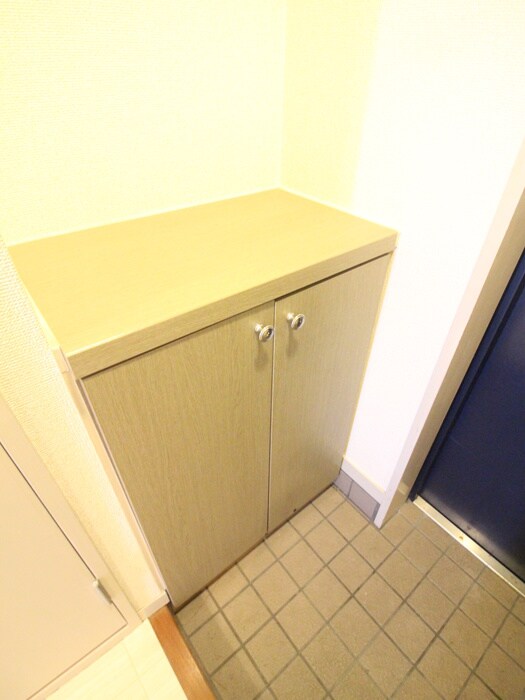 物件内観写真19　(靴箱)