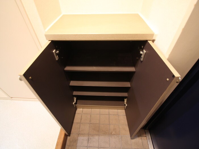 物件内観写真20　(靴箱)