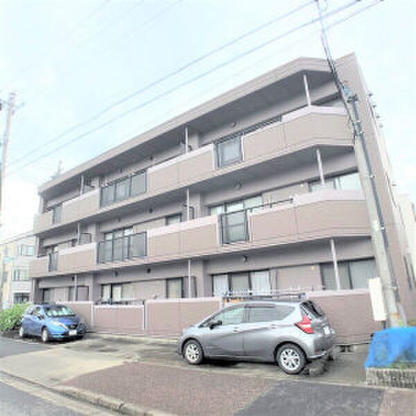 ミレーニア横前の物件外観写真