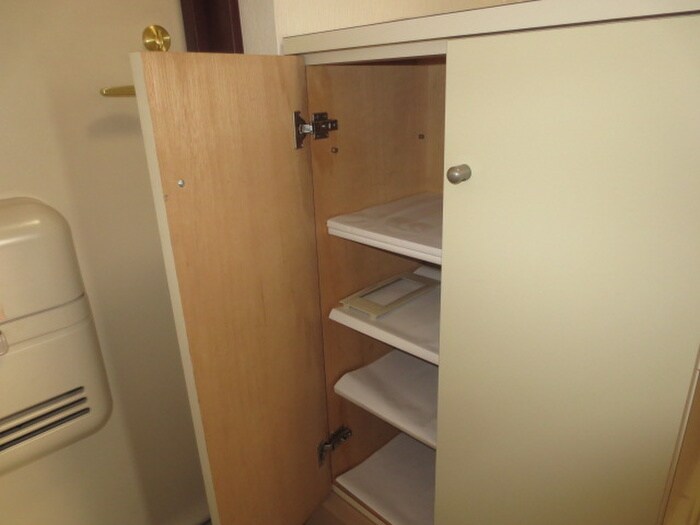 物件内観写真13　(靴箱)