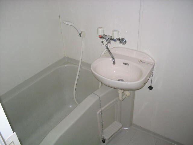 物件内観写真10　(バス／シャワールーム等)