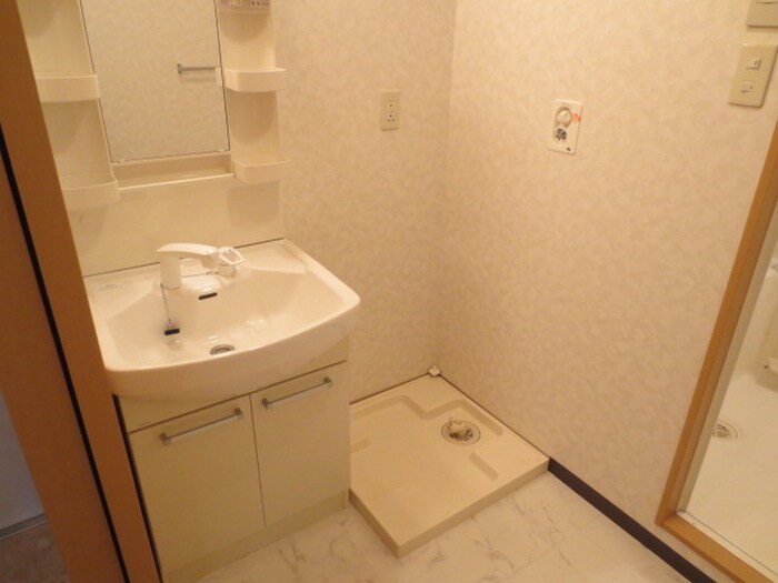 物件内観写真11　(洗面)