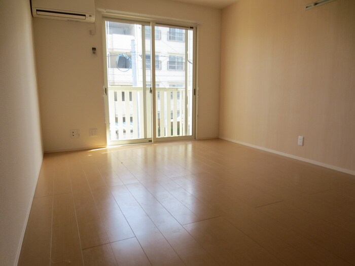 物件内観写真6　(居室)