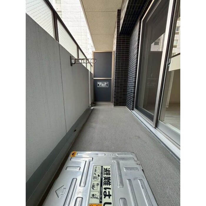 物件内観写真12　(ベランダ・バルコニー)