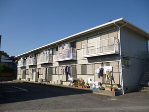 シェリ－ル竜美ヶ丘Ａ棟外観写真