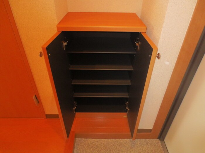 物件内観写真12　(靴箱)