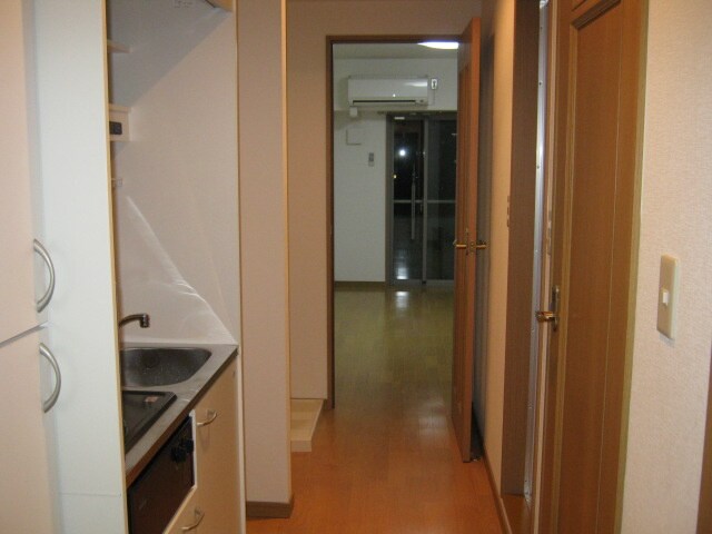物件内観写真7　(廊下)