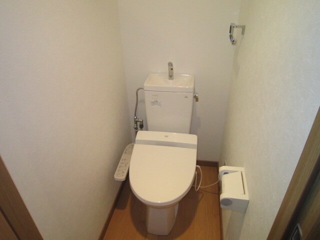 物件内観写真11　(トイレ)