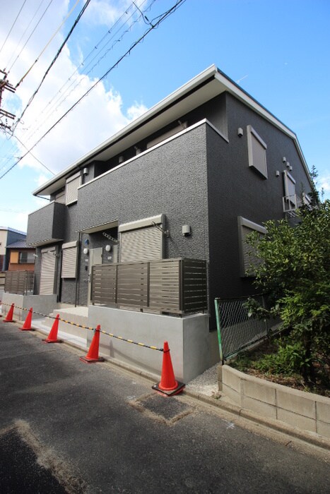 物件外観写真2　(外観写真)