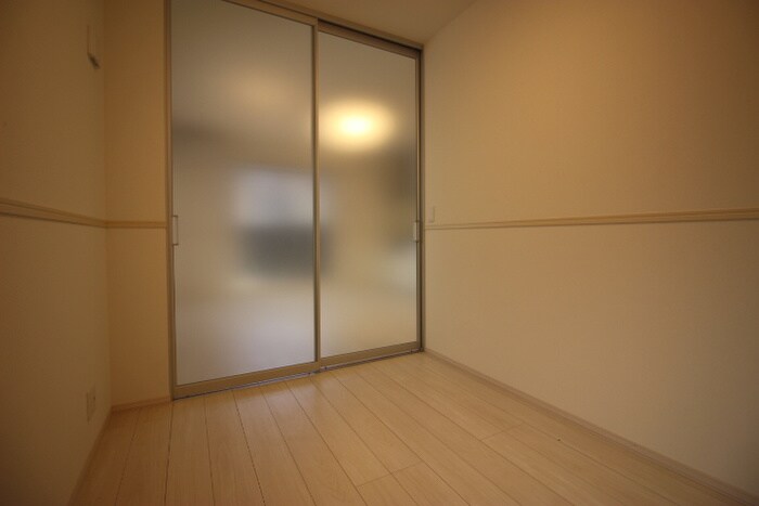 物件内観写真5　(居室)