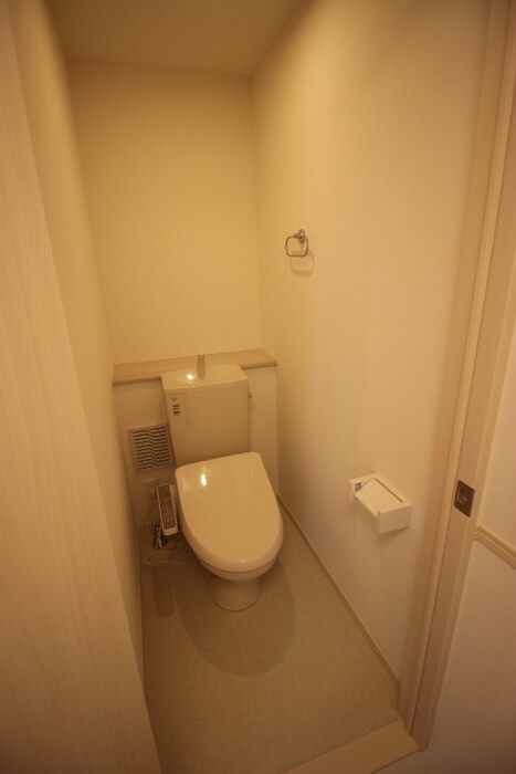 物件内観写真13　(トイレ)