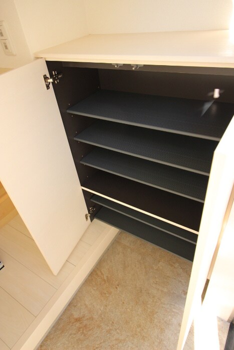 物件内観写真17　(靴箱)