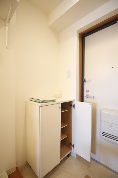 物件内観写真18　(靴箱)