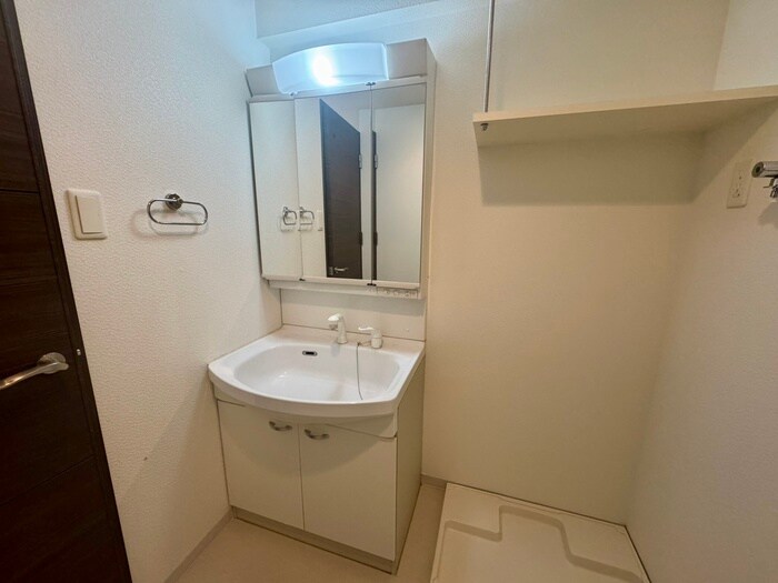 物件内観写真10　(洗面)