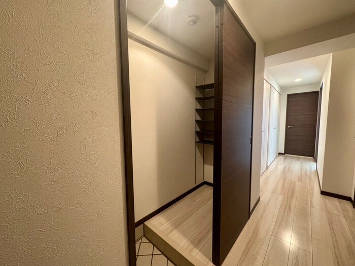 物件内観写真14　(靴箱)