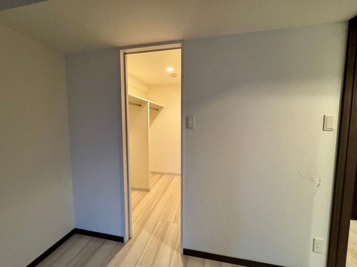 物件内観写真18　(収納)