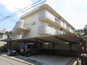 大村マンション外観写真