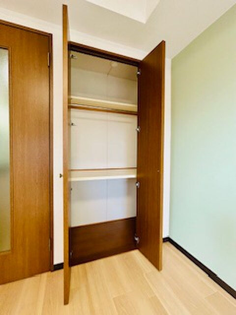 物件内観写真16　(収納)