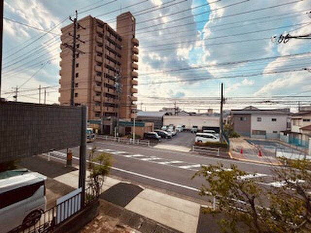 物件内観写真19　(室内からの展望)