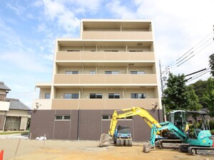 パークヒルズ神の倉外観写真