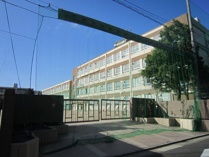 物件外観写真6　(周辺環境)