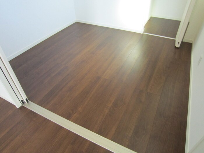 物件内観写真22　(居室)