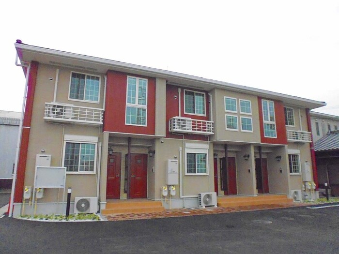 物件外観写真1　(外観写真)