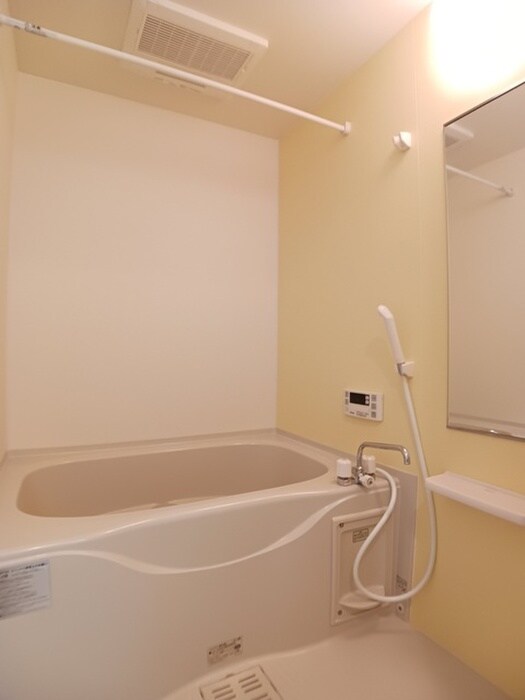 物件内観写真4　(バス／シャワールーム等)