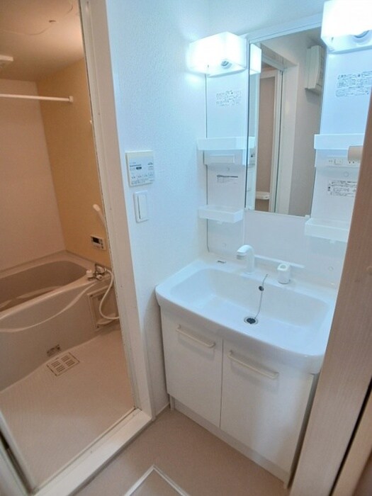 物件内観写真5　(洗面)