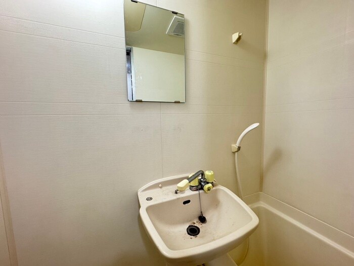 物件内観写真12　(洗面)