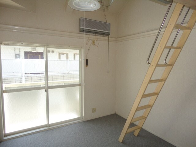 物件内観写真9　(居室)