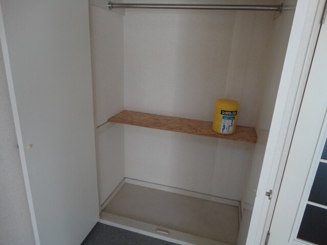物件内観写真10　(収納)
