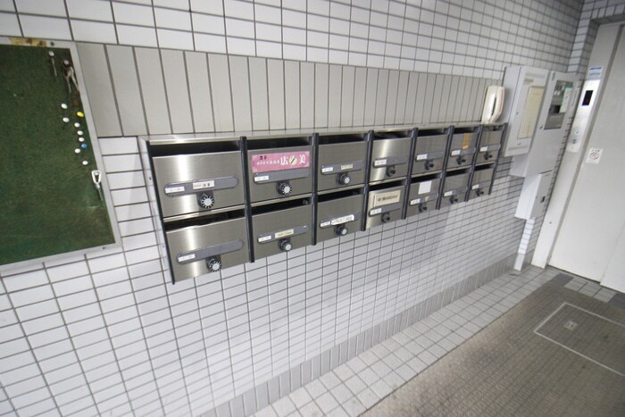 物件外観写真6　(建物設備)