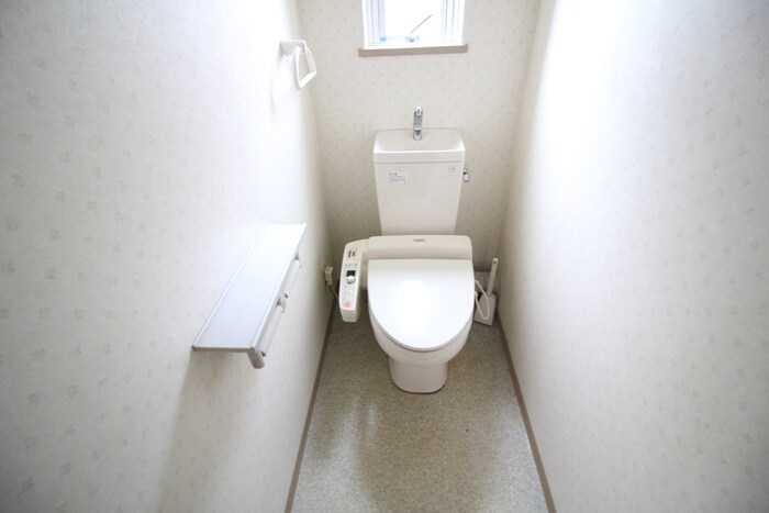 物件内観写真15　(トイレ)
