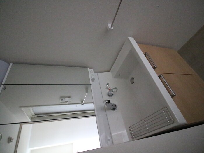 物件内観写真9　(洗面)