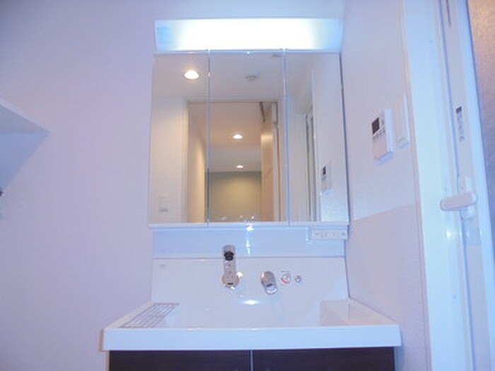 物件内観写真12　(洗面)