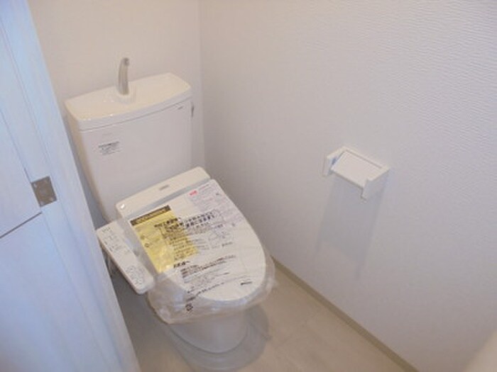 物件内観写真12　(トイレ)