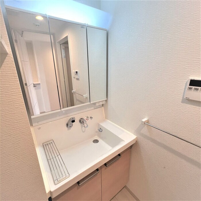 物件内観写真12　(洗面)