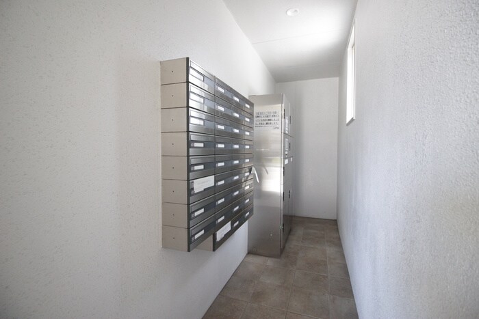 物件外観写真6　(建物設備)