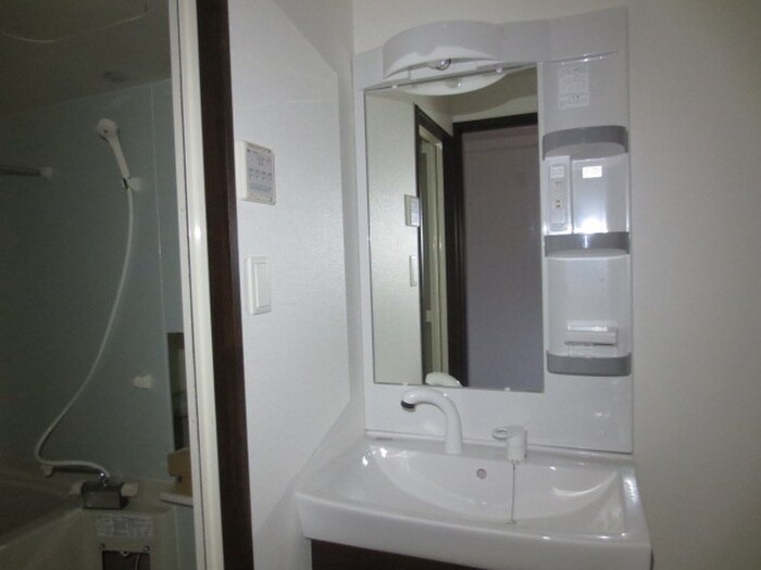 物件内観写真10　(洗面)