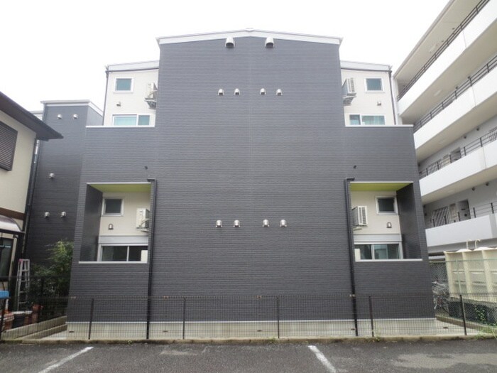 物件外観写真1　(外観写真)